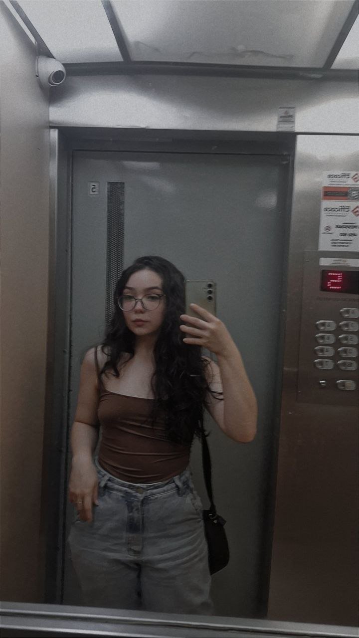 Capa do vídeo NOVINHA ONLYFANS CASADA CAIU NA NET